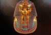 replica-of-king-tutankhamuns-mask-792209 Image by Lynn Greyling from Pixabay-min