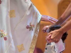 Γιατί οι Έλληνες αποκαλούνται Δούλοι στην Εκκλησία Στιγμιότυπο από Βάφτιση. Όλοι δούλοι του Θεού