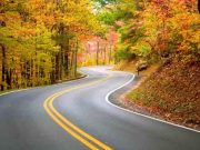 Όλοι Βαδίζουμε σε 7 Καρμικούς Δρόμους! Εσείς σε Ποιον Κατευθύνεστε; εξοχικός δρόμος