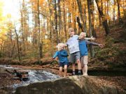 Τα παιδιά της Σελήνης: Οι Λευκοί Ινδοί του Παναμά! ξανθά παιδιά στο δάσος