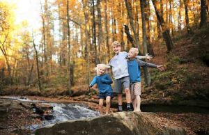 Τα παιδιά της Σελήνης: Οι Λευκοί Ινδοί του Παναμά! ξανθά παιδιά στο δάσος