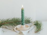 Τι Συμβολίζει η Πασχαλινή Λαμπάδα; Πασχαλινή Λαμπάδα