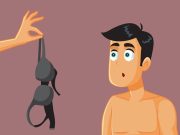 Ανέκδοτο. Ένας παντρεμένος αποφασίζει να μείνει αργά στο γραφείο γιατί έχει στο μάτι την σeξι γραμματέα του Άντρας κοιτάζει ένα σουτιέν που του δείχνει γυναικείο χέρι