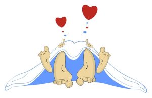 Κρύο Ανέκδοτο: Είσαι τόσο καλή με κάθε άνδρα; ζευγάρι κάτω από τα σκεπάσματα, φαίνονται μόνο οι πατούσες