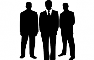 Άντρες με τα Μαύρα Παραλίγο να Σκοτώσουν Ερευνητή Ρουφώντας τη Ζωτική του Ενέργεια