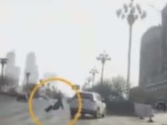 Παράξενο βίντεο με άνθρωπο που έπεσε από πουθενά