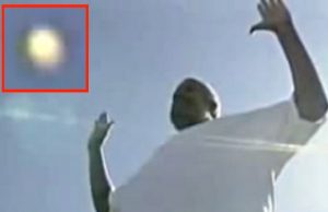 Τηλεπαθητικός Καλεί UFO κι Αυτό Έρχεται Μπροστά σε Ζωντανή Σύνδεση Δελτίου Ειδήσεων Τηλεπαθητικός Καλεί UFO κι Αυτό Έρχεται Μπροστά σε Ζωντανή Σύνδεση Δελτίου Ειδήσεων