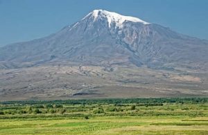 Ο Αμερικανός Πιλότος που Φωτογράφισε την Κιβωτό του Νώε στο Όρος Αραράτ