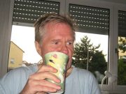 Αληθινή Ιστορία: Όταν μπήκε στο δωμάτιο της κόρης του αντίκρισε τον εφιάλτη κάθε πατέρα, όμως, η Αντίδρασή του έγινε πηγή έμπνευσης