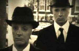 Στενές Επαφές «Ερπετοειδή με τα Γκρι Κοστούμια». Μια μυστηριώδης προσωπική εμπειρία