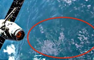 Είναι η Ατλαντίδα που Φαίνεται από το Διάστημα Κάτω από τον Ωκεανό, όπως την Κατέγραψε ο ΔΔΣ, ή ένα ψηφιακό σφάλμα;