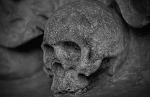 Προϊστορικό κρανίο με ίχνη χειρουργικής επέμβασης 20.000 ετών