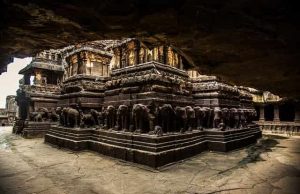 Ο λαξευμένος ναός Kailasa στα σπήλαια Ellora ναός Kailasa