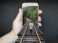 O Έντουαρντ Σνόουντεν αποκαλύπτει με ποιο τρόπο μας παρακολουθούν μέσω κινητού