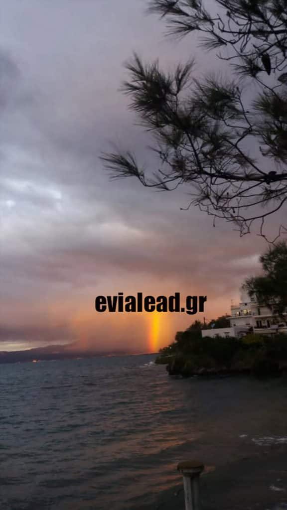 Μυστηριώδης ακτίνα φωτός στην Χαλκίδα την παραμονή των Χριστουγέννων