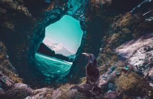 Σε ποιο νησί βρισκόταν η σπηλιά του γίγαντα Πολύφημου που τύφλωσε ο Οδυσσέας. Ποια είναι τα σημάδια