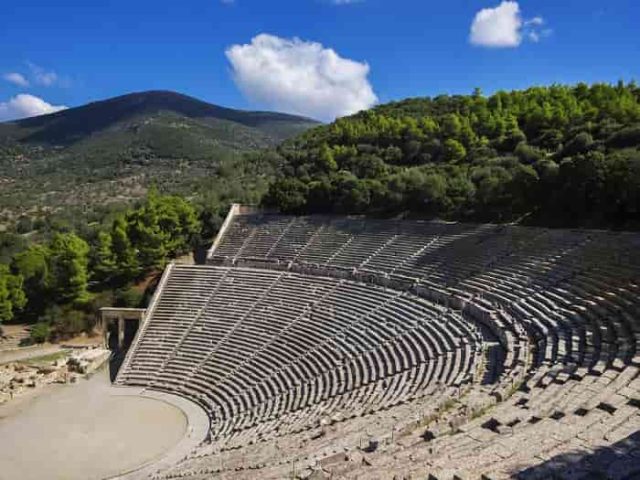 αρχαίο θέατρο της Επιδαύρου