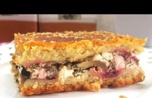 Μανιταρόπιτα με ζύμη κουρού σε μία αγαπημένη συνταγή Μανιταρόπιτα με ζύμη κουρού