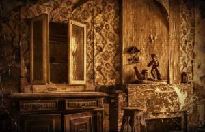 Μυστηριώδεις λιθοβολισμοί και φαντάσματα στον Πειραιά