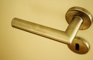 Ανέκδοτο: Τρεις συνάδελφοι, ένας Κρητικός, ένας Αθηναίος κι ένας Πόντιος κάνουν κοπάνα από την δουλειά