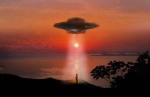 Η παράξενη απαγωγή από εξωγήινους ανθρώπινης μορφής σε ορεινό απομονωμένο δρόμο Η παράξενη απαγωγή από εξωγήινους ανθρώπινης μορφής σε ορεινό απομονωμένο δρόμο