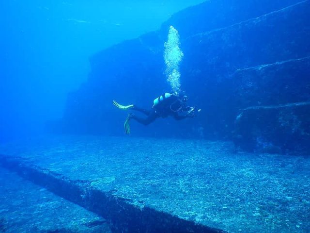 Μνημείο Yonaguni