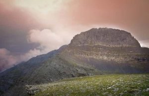 Μυστήρια στον Όλυμπο. Βαρυτικά πεδία κι Εκκλησίες Μυστήρια στον Όλυμπο