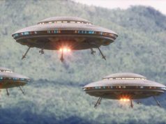 φαινόμενο UFOs με 3 ΑΤΙΑ