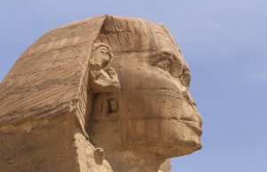 Σπασμένες Μύτες σε Σφίγγα και Αιγυπτιακά Γλυπτά Η Μεγάλη Σφίγγα με σπασμένη μύτη